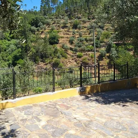 Casas Da Cabrieira * Proença-a-Nova