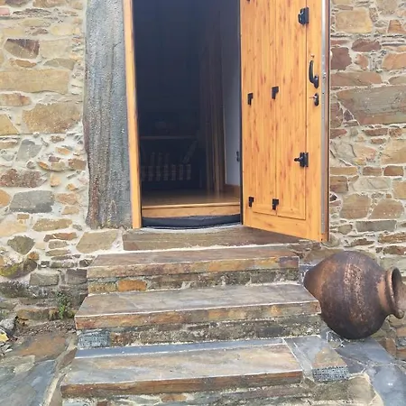 Casas Da Cabrieira * Proença-a-Nova